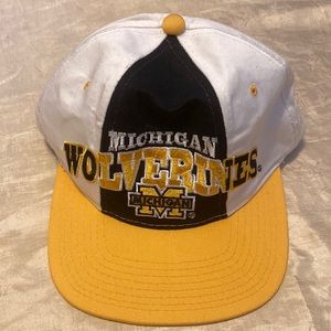 Starter Vintage Michigan Wolverines Snapback